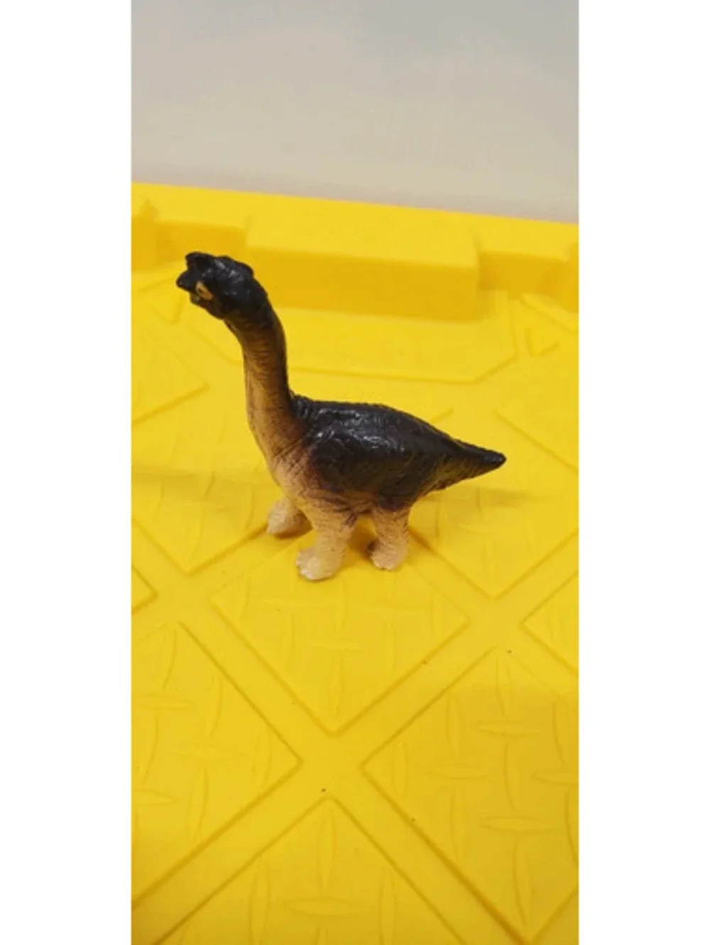 Vintage Safari Ltd Brachiosaurus Dinosaur Figurine Toy Model Animal Figure